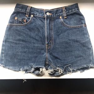 Levi’s cut off shorts